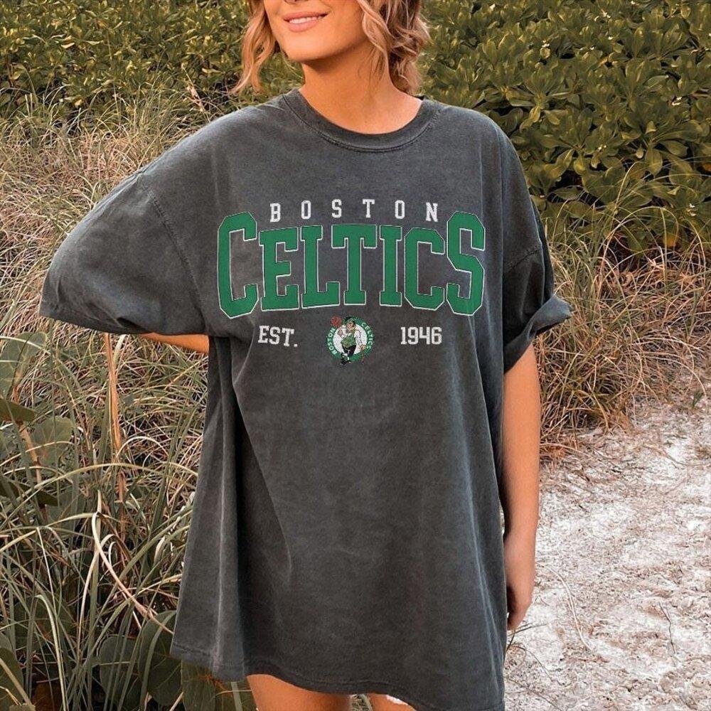1946 90S Boston Celtics Shirt, Crewneck Boston Celtics , Ret - Picture 1 of 4